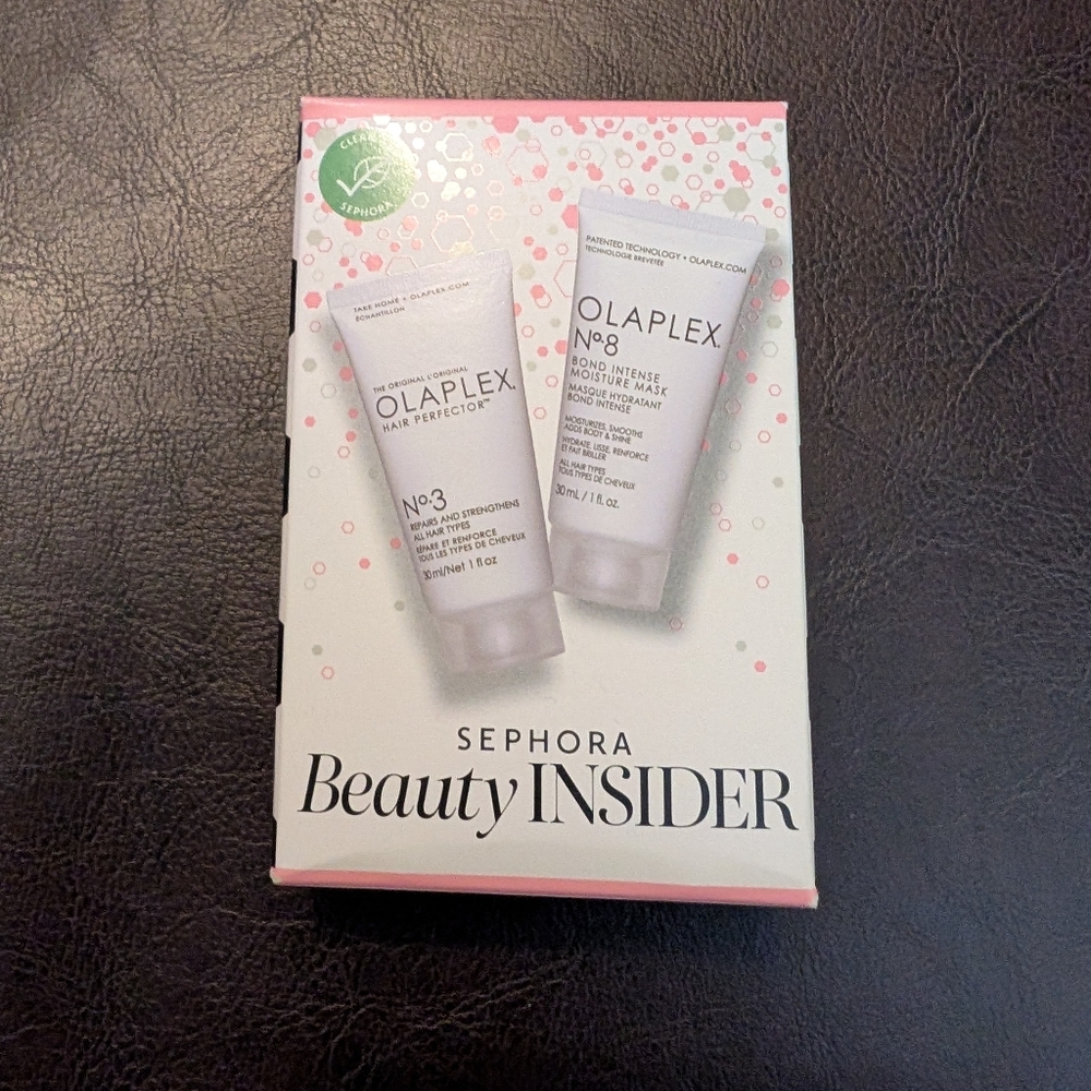 OLAPLEX Hair Treatment Duo - White and Pink Packaging